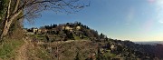 30 Dal sent. 'Via del Rione' vista panoramica sul Monte Bastia